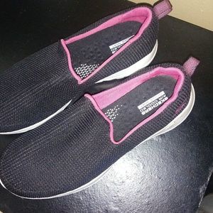 Skechers shoes